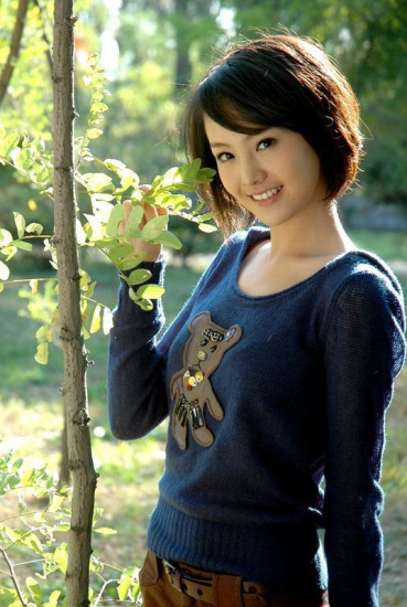 85后女星迅速上位颖儿郑爽张嘉倪备受宠爱(图)