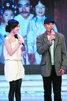 杨幂（左）、刘威。