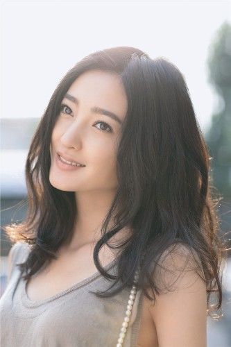 王丽坤甜美写真