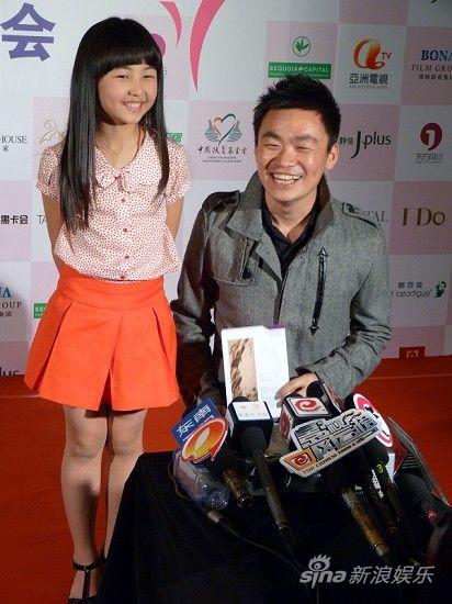 俩人一同接受采访