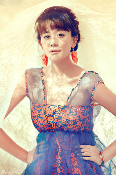 烧伤坠马跳河 盘点演艺明星背后的辛酸| 海陆 |李