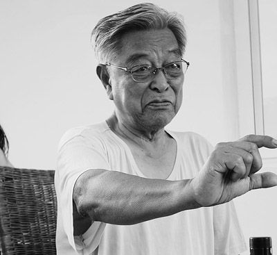 田朴琤褚时健亲密合影:75岁创千万产业