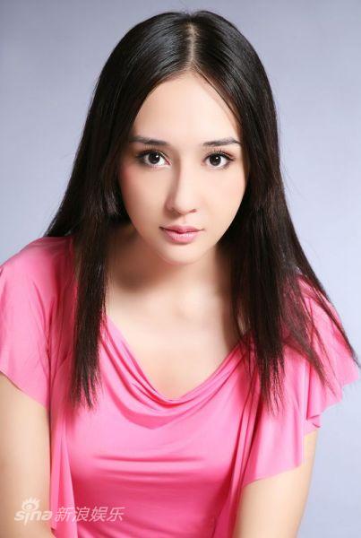 陈美行娇俏