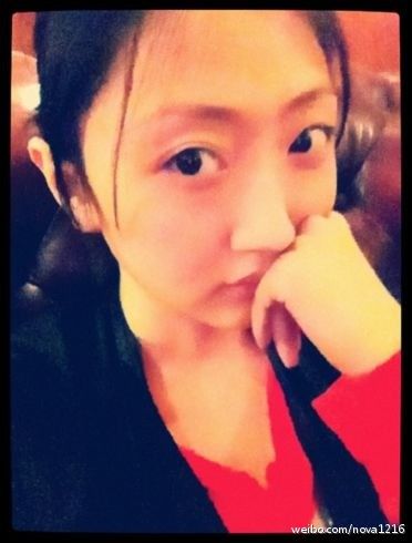 李云迪晒绯闻女友秒删 前任祝福王力宏