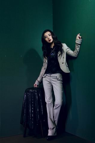 陈好最新写真奢华妖艳 千面女郎玩变装游戏【图】