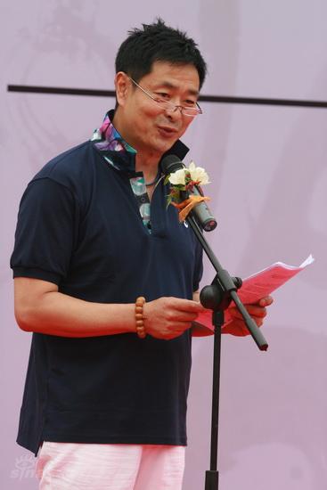 图文：韩美林艺术馆揭幕--濮存昕