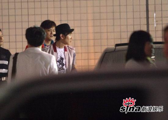 林俊杰12小时畅游京城 与王菲那英进餐合影【图】