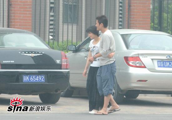 高圆圆于小伟启动京津爱情快车 经纪人证实【图】