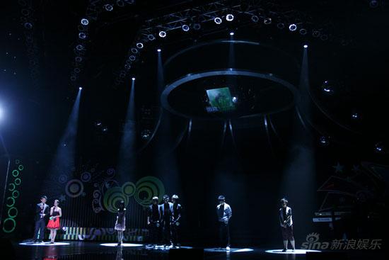 [绝唱4]《绝唱》12进10几乎危及明年选秀批文(组图)