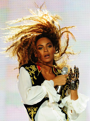 《娱乐周刊》选出年度15大表演希斯-莱杰入围