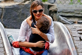 ������ɶ�Я���ӹ�԰��ˣĸ������