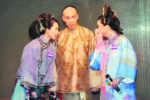 �������շ������ֳ������ٷң��󣩺͵��������ң��Ѿ��ڳº��Ա�վ��λ�ˣ�����֦����2�������˽������ǹ�ϵ��