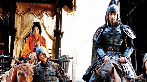 时尚《孽债》对战古装《神话》丁子峻笑对批评