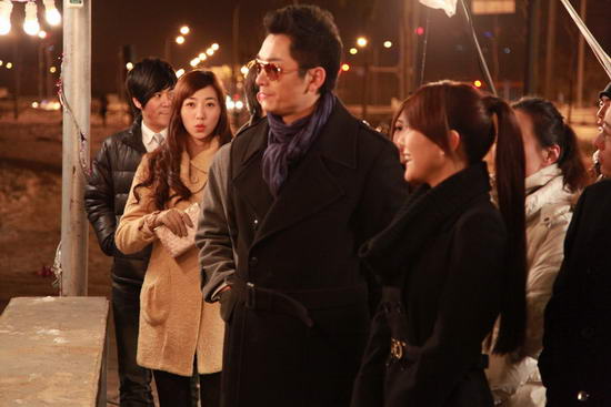 韩雪杨乐乐戏里抢男友三无美女PK白骨精(图)