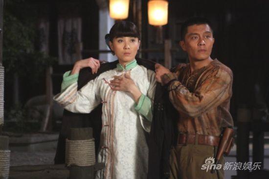 《白狼》