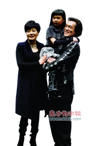 李咏哈文夫妇有望央视龙年春晚“夫妻档”合作