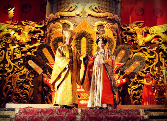 ���εۺ� ͬ������