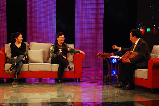 <em>相声演员</em>李伟健做客《天下父母》给<em>女儿</em>做闺蜜