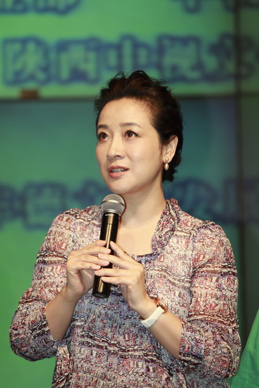 《漂亮女人》登陆央八 陈小艺自认不漂亮(组图)