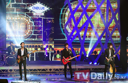 CNBLUE