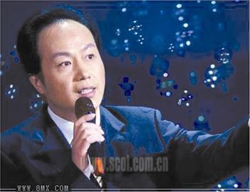 观看罗京版《千里之外》录像,费玉清即兴伴和声