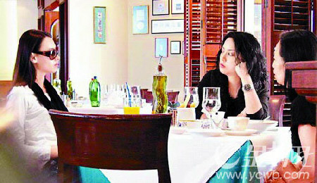 李泽楷梁洛施感情成谜_影音娱乐_新浪网