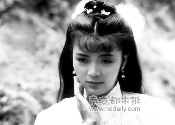 “小龙女”难敌似水流年