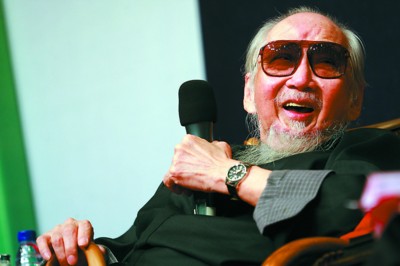 共论人文关怀和科学发展