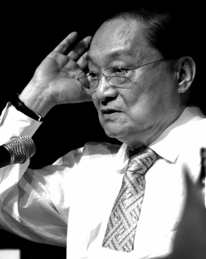 中国著名作家名单及简介 1245961600_Q7beVx.jpg