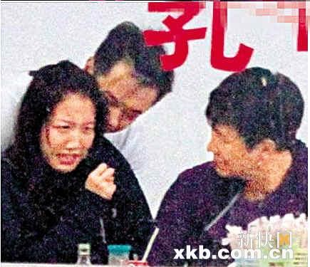 陈嘉桓搏出位王晶炒新戏