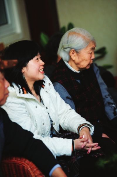 合上书页我们的梦刚开始