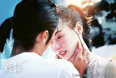 组图：谢霆锋张柏芝成亲4年火辣比基尼婚照曝光