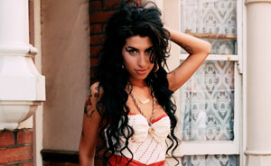 AmyWinehouseݳ007Ӱһ¼洵