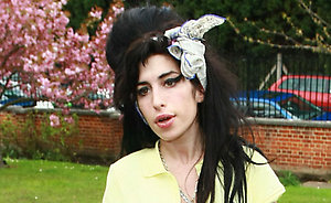 AmyWinehouse˽ضƷٴα