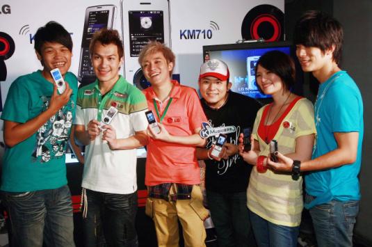 并在台湾金曲奖上蝉联最佳乐队奖的苏打绿