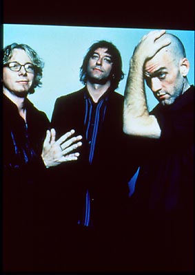 R.E.M.因门票销售欠佳转移演出场地