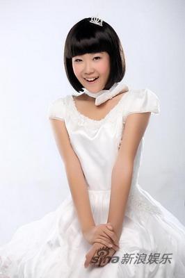 庄莹公益歌曲《我们是天使》受热捧(图)