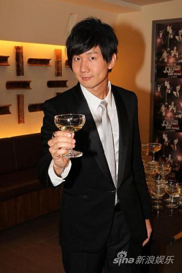 �ֿ������Ƚ�����ʵ���ۺ�������Χ���ֽ��