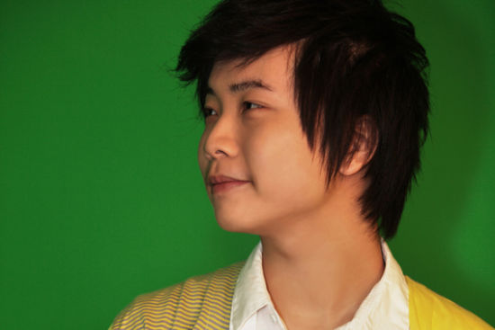 付豪《山花开》动画MV上线 春意盎然流连花海