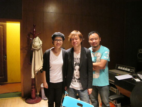 李霄云“私游记”制作篇 与制作人亲密互拍|李霄云|私游记|房间1501_影音娱乐_新浪网