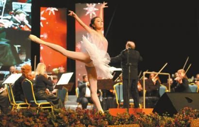 “俄罗斯风情”交响乐奏响 用音乐对话蓉城_影音娱乐_新浪网