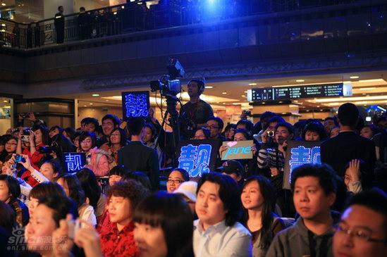 张靓颖09新专辑新浪歌友会3——《我的路》(图/视频)