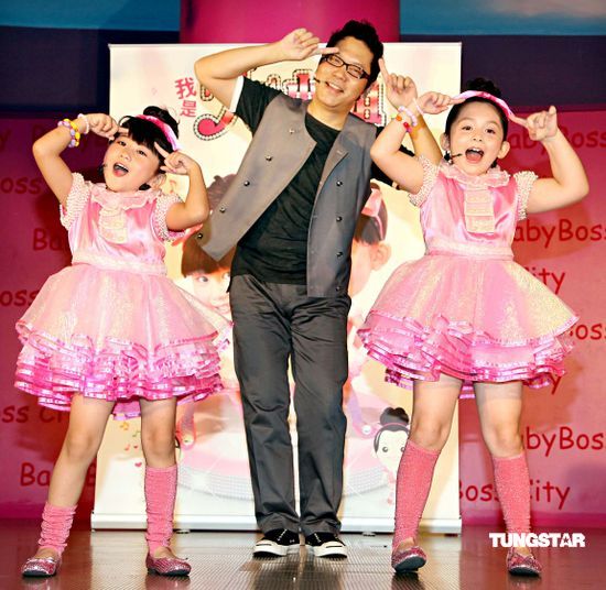 组图:大小姐童言童语出专辑 阿亮老师跨刀