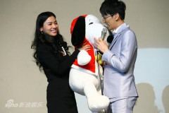 林志炫发片陈思思助阵回应优客李林重组(图)