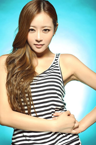 组图:2011快乐女声成都唱区50强写真