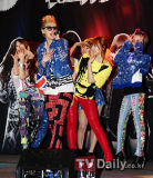 ͼŮEXIDShowcase4minute