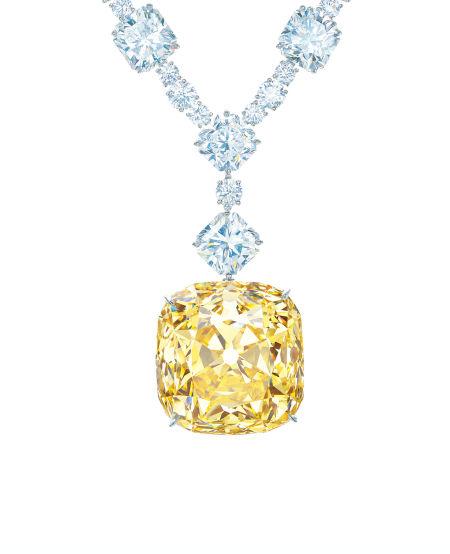 礼赞品牌诞生175周年，蒂芙尼特别为Tiffany Diamond“蒂芙尼传奇黄钻”赋予全新镶嵌设计，呈现在一条极致奢华的铂金钻石项链之上