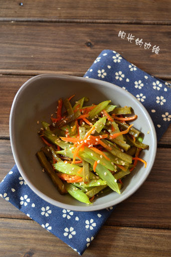 清口小菜西芹青豆干 清口小菜西芹青豆干