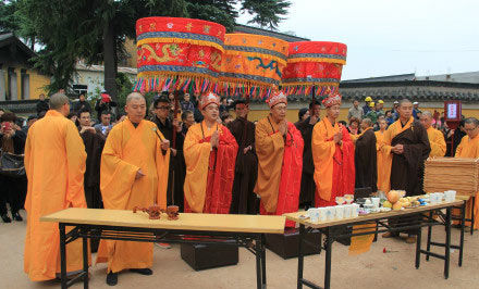 2013年11月6日至12日,江苏省南京市古鸡鸣寺一年一度的众姓水陆法会