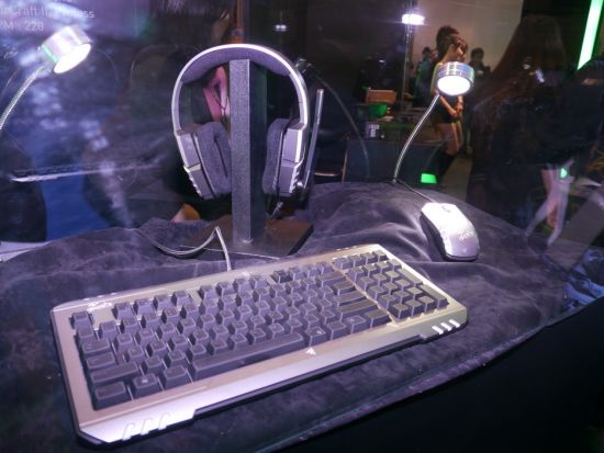 �ֳ�չʾ�羺�ܱ�